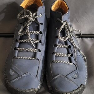 Stylish Blue Leather Sneakers for Men